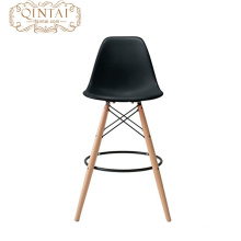 cheap popular plastic seat amd beech wood leg for restaurant bar plastic chair with high quality